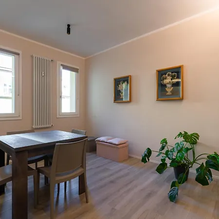 Palazzo Marsili Harmony Apartament *