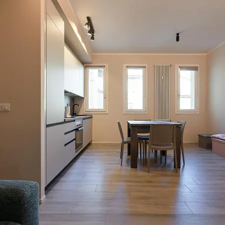 Apartament Palazzo Marsili Harmony *